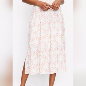 LOFT Midi Skirt Size Small NWT Star Pull On Skirt